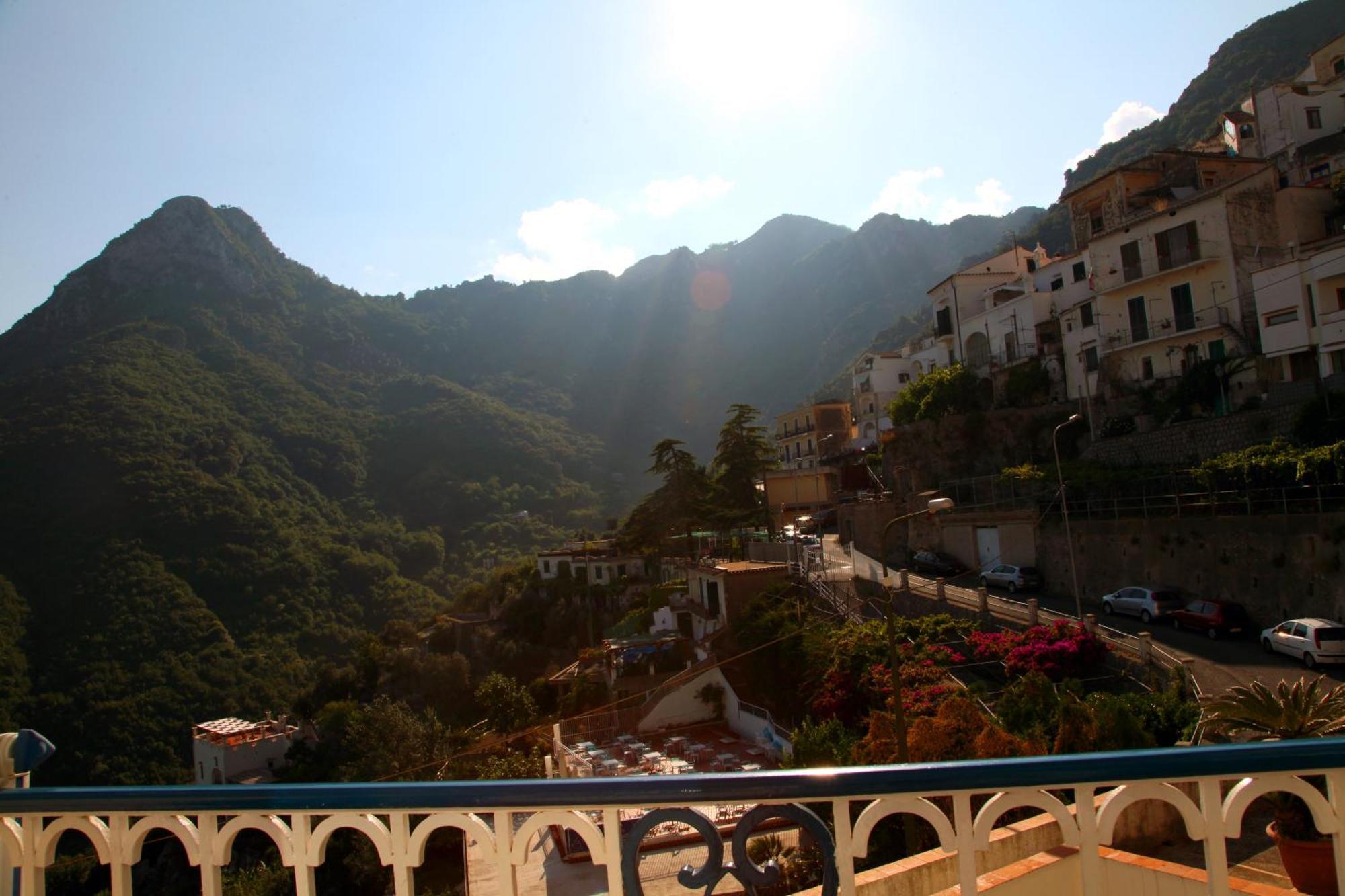 Le Terrazze Di Cristina Bed and Breakfast Vietri Buitenkant foto