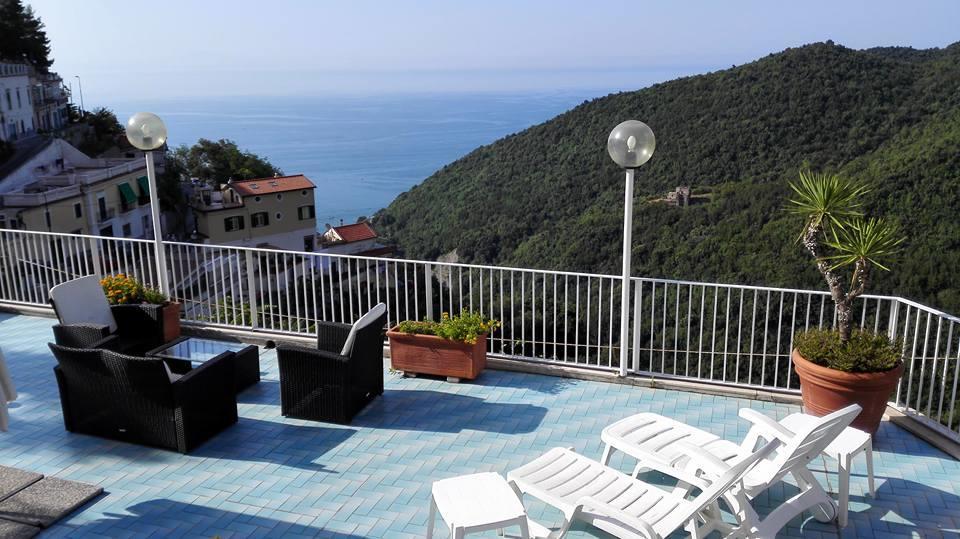 Le Terrazze Di Cristina Bed and Breakfast Vietri Buitenkant foto