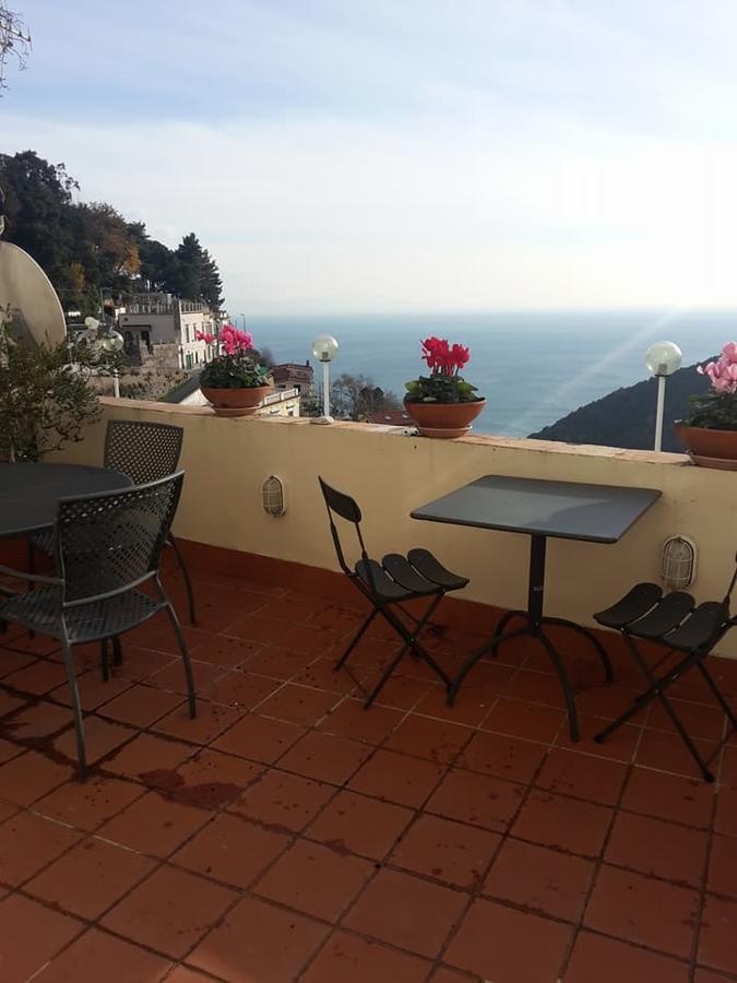 Le Terrazze Di Cristina Bed and Breakfast Vietri Buitenkant foto